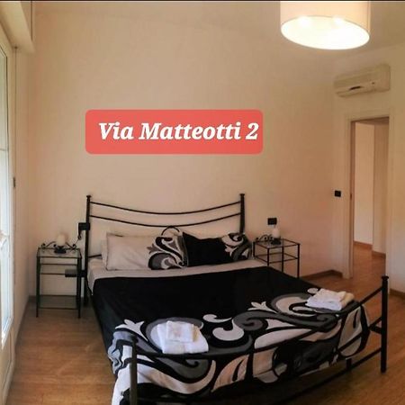 Via Matteotti & Via Carracci Apartments Boloňa Exteriér fotografie